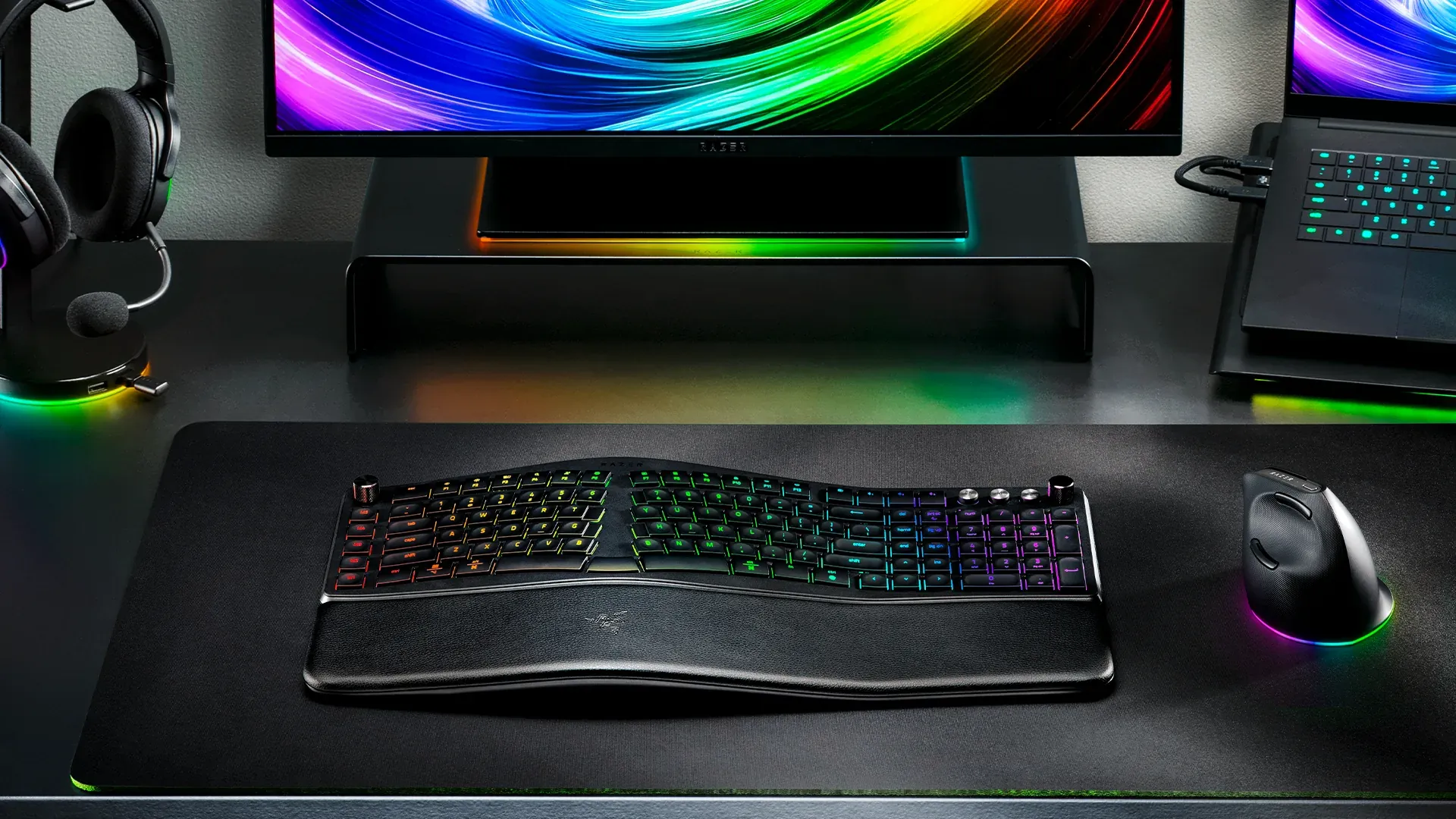 Razer Pro Type Ergo med Command Dial og makrotaster