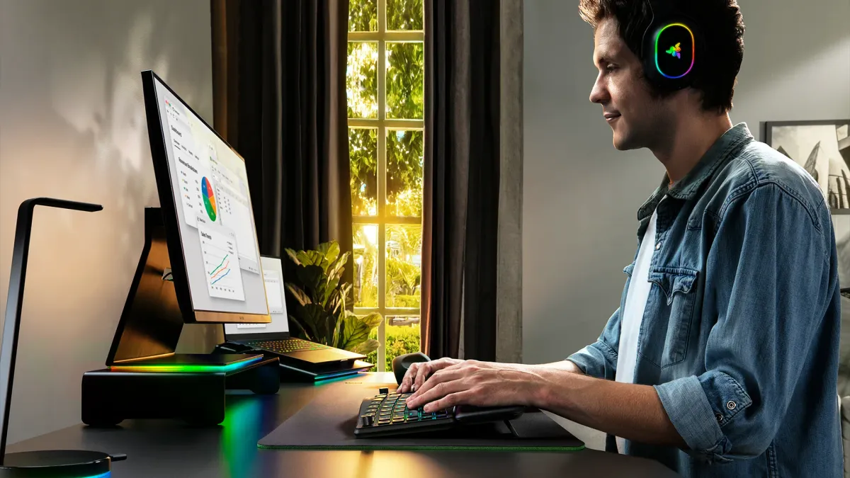 Razer Pro Type Ergo: delt ergonomisk tastatur for jobb